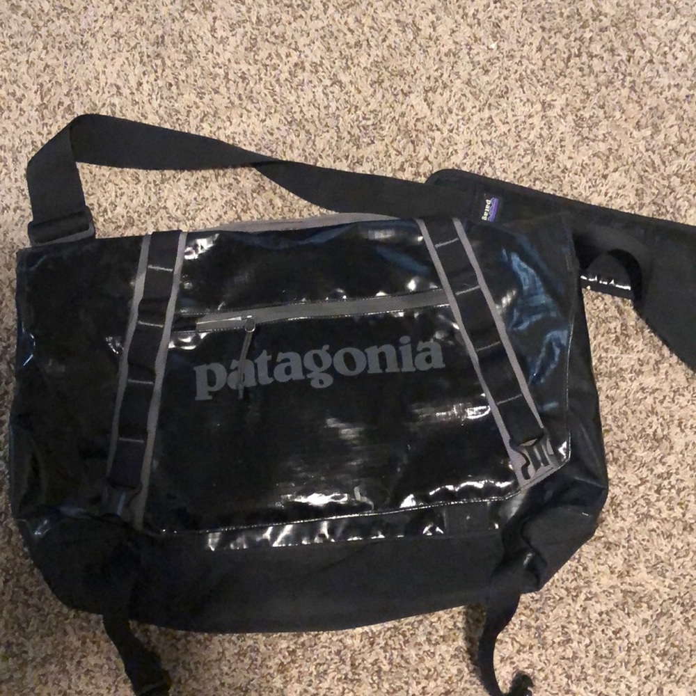 Patagonia messenger bag